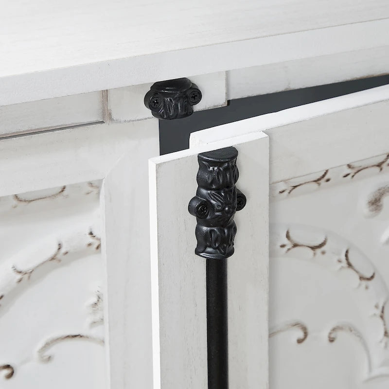Retro und romantischer Blumenschrank