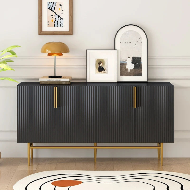 4-türiges Sideboard-Buffetschrank mit goldenen Metallgriffen