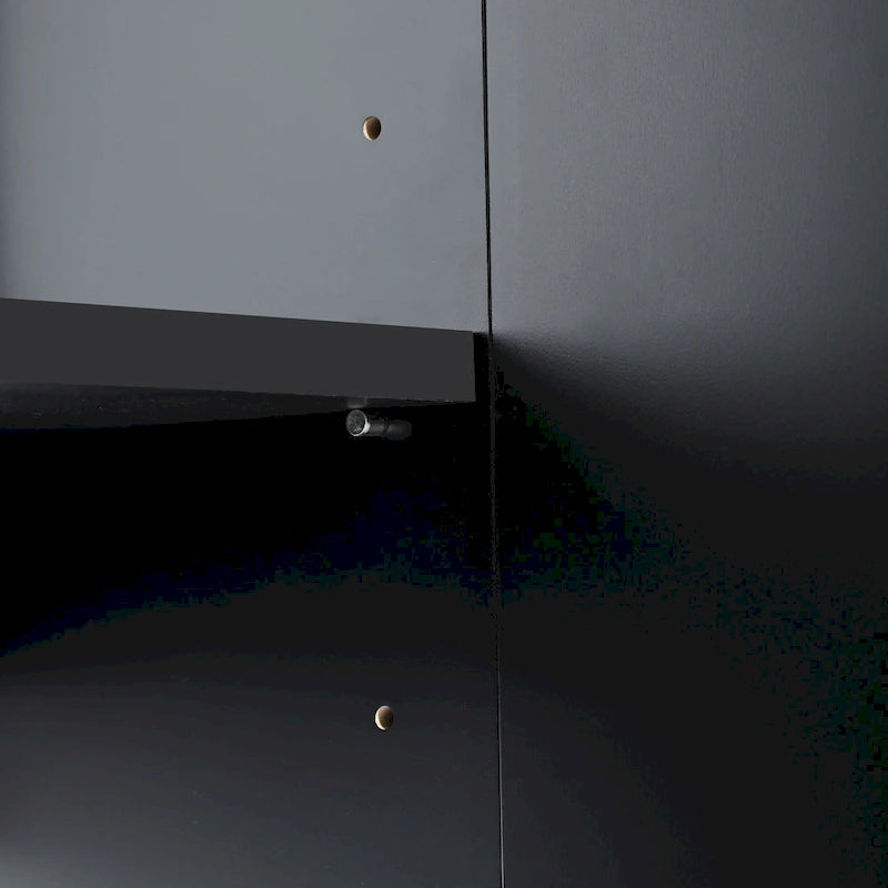 4-türiges Sideboard-Buffetschrank mit goldenen Metallgriffen