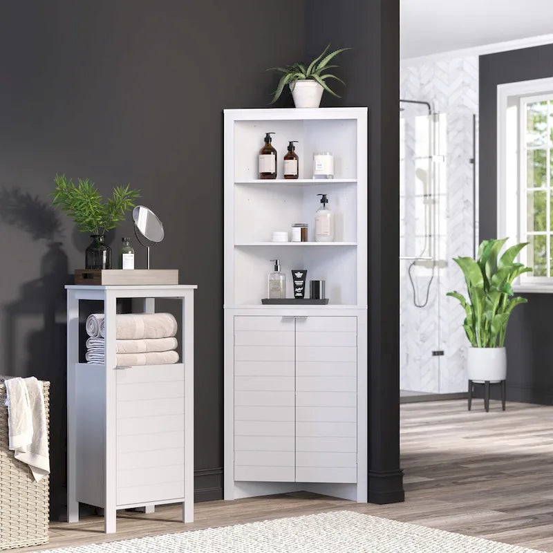 Hoher Eckbadezimmerschrank mit offenen Regalen