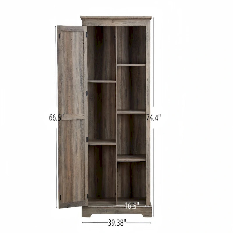 Rustikaler Hochschrank mit Schiebetür im Scheunentor-Stil