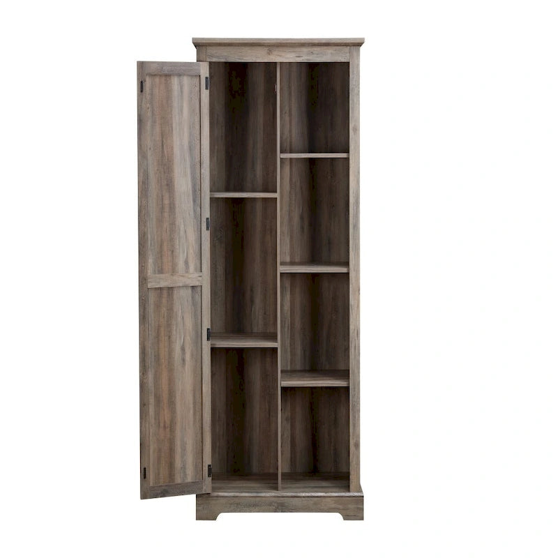 Rustikaler Hochschrank mit Schiebetür im Scheunentor-Stil
